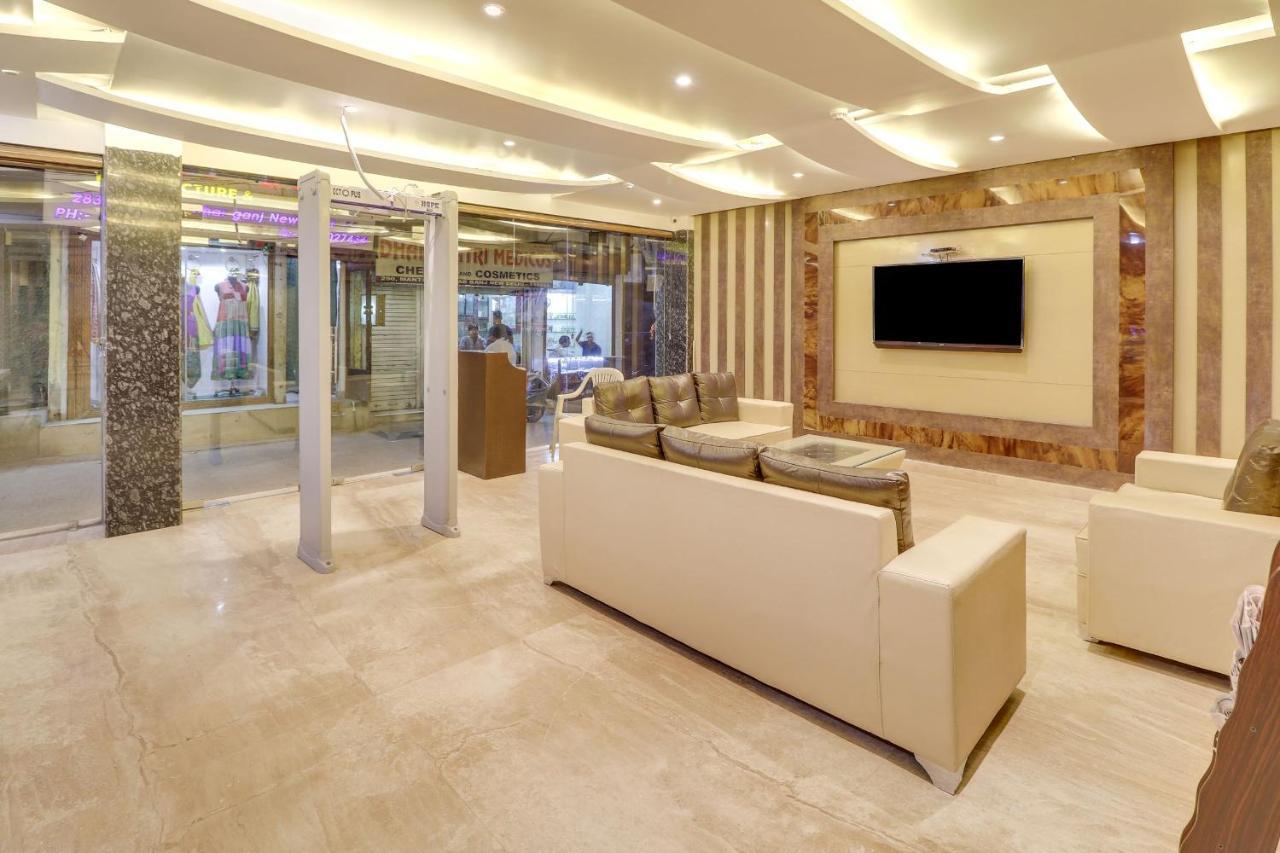 York Legacy -3 Minutes Walk From Railway Station 'the 5 Star Ambience' Newly Built New Delhi